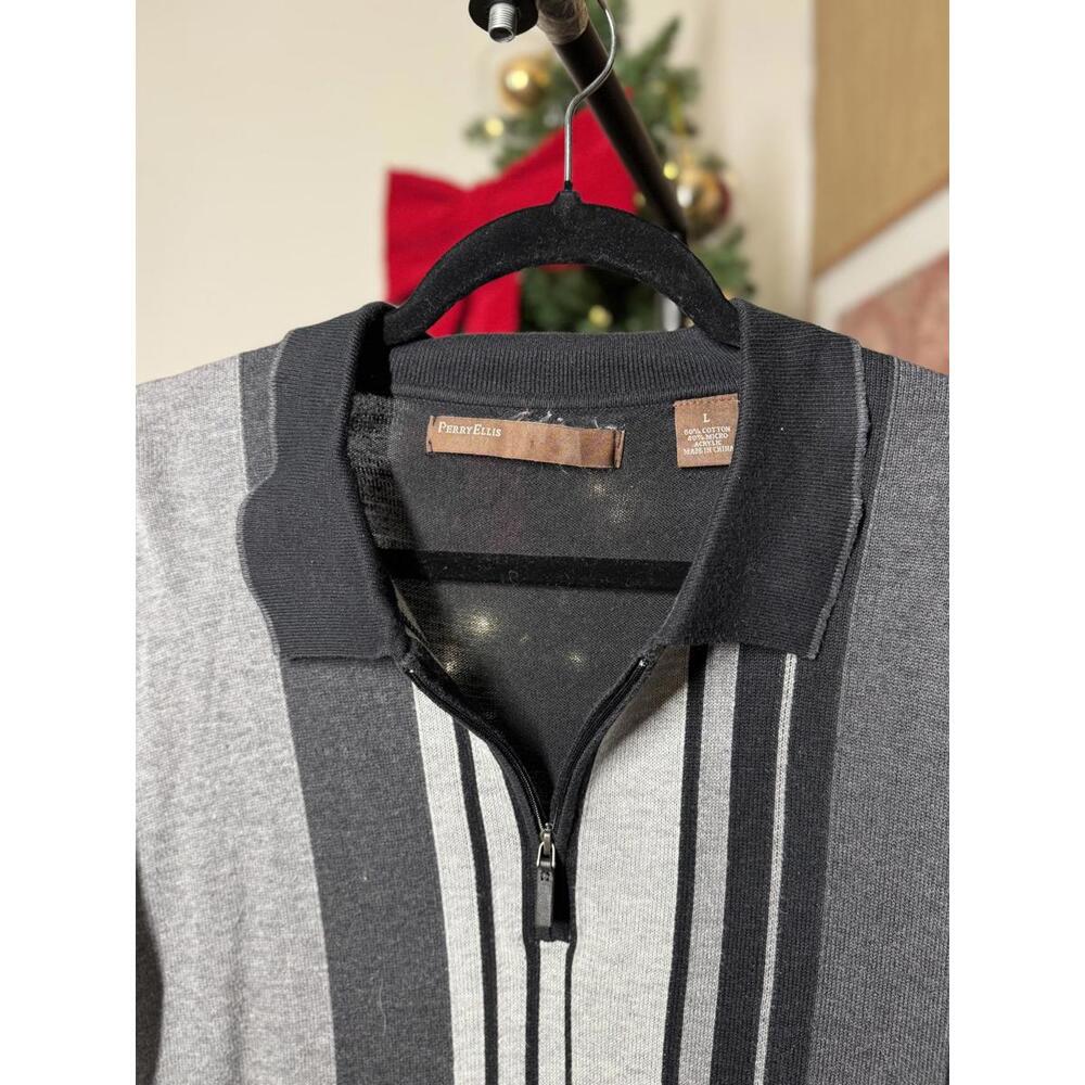 Men's Long Sleeve Striped Zip-Up Sweater - Picture 3 of 4